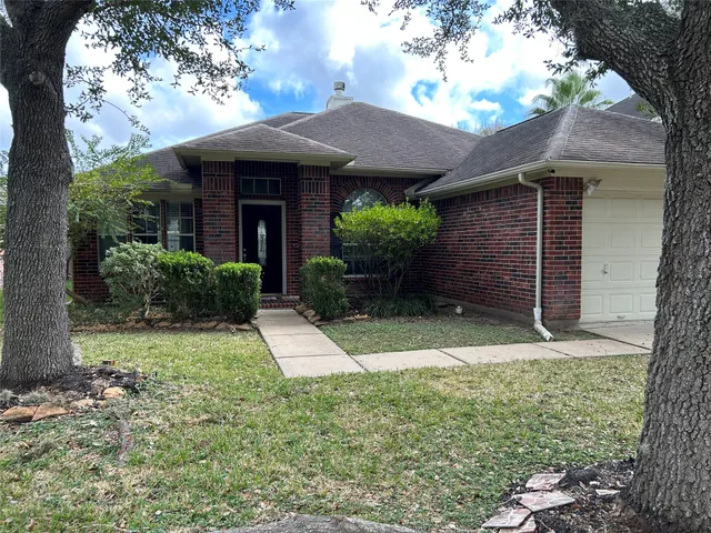 $2,200 | 11815 Balmorhea Lane, Sugar Land, TX 77498