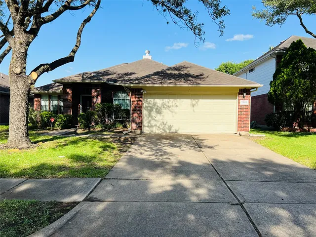 $2,200 | 11815 Balmorhea Lane, Sugar Land, TX 77498