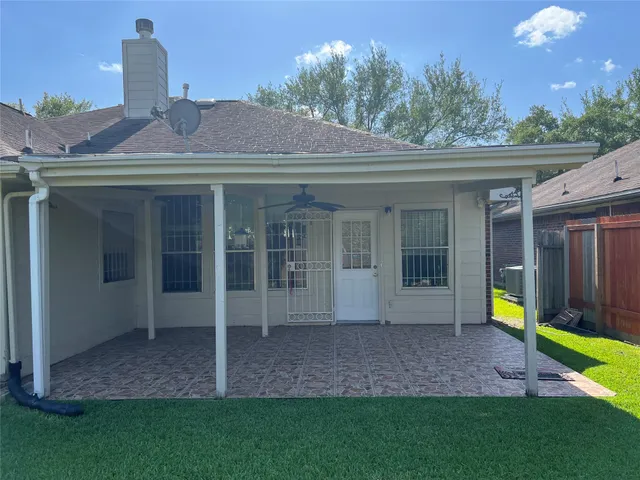 $2,200 | 11815 Balmorhea Lane, Sugar Land, TX 77498