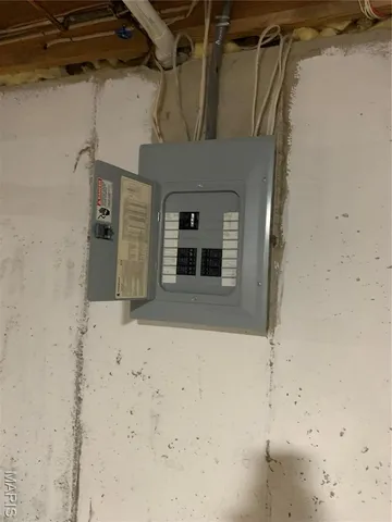 $322,000 | 3820 Grand National Drive, Florissant, MO 63034