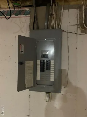 $322,000 | 3820 Grand National Drive, Florissant, MO 63034