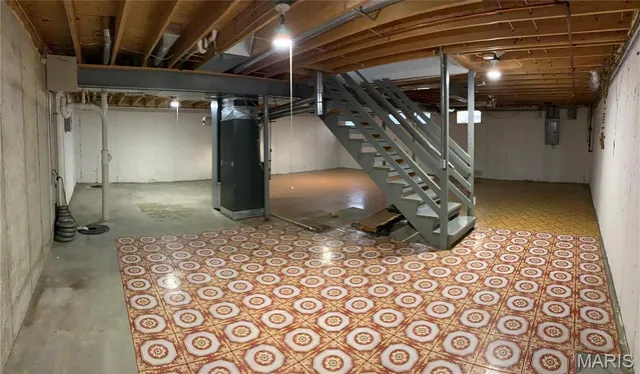 $322,000 | 3820 Grand National Drive, Florissant, MO 63034