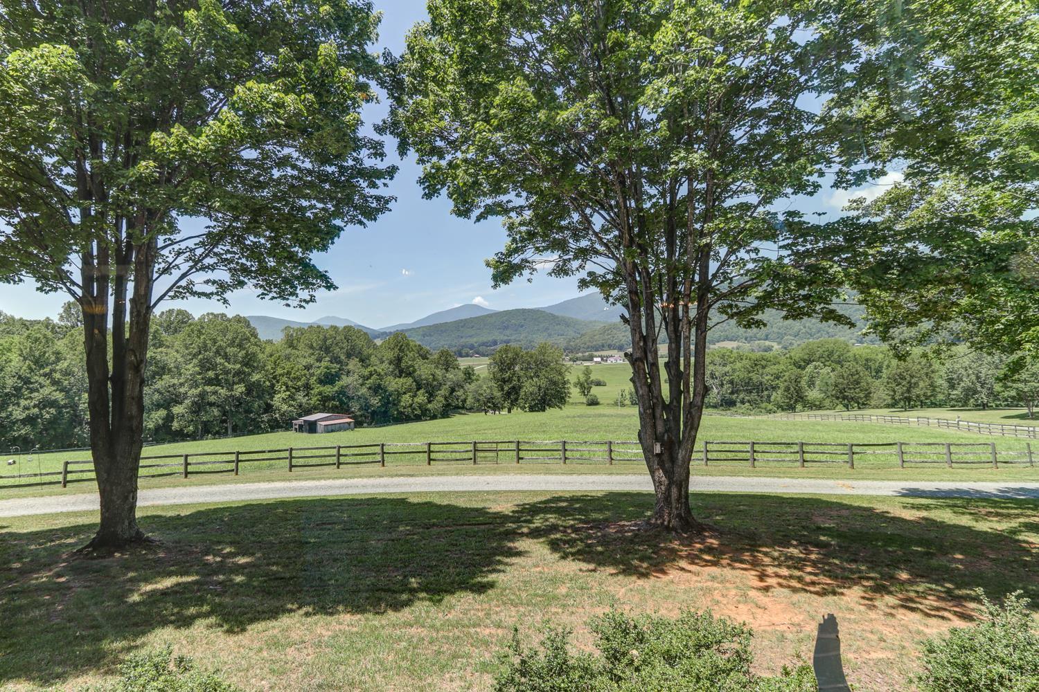 1361 Hurricane Creek Road Goode, VA 24556 - Photo 67 of 86