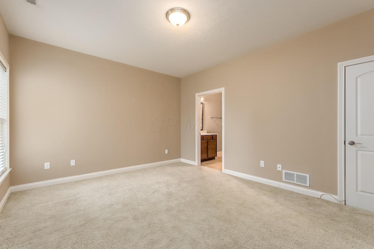 3922 Rennes Drive Columbus, OH 43221 - Photo 16 of 37