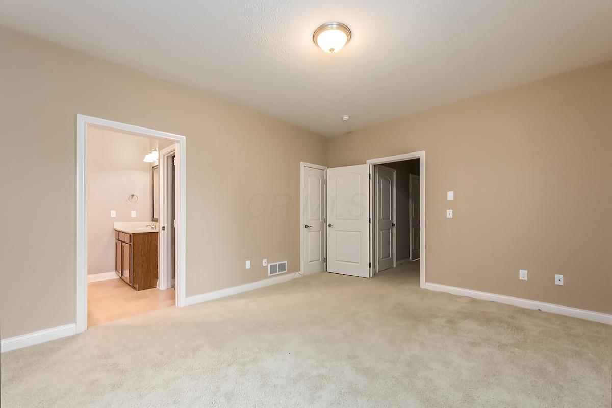 3922 Rennes Drive Columbus, OH 43221 - Photo 17 of 37