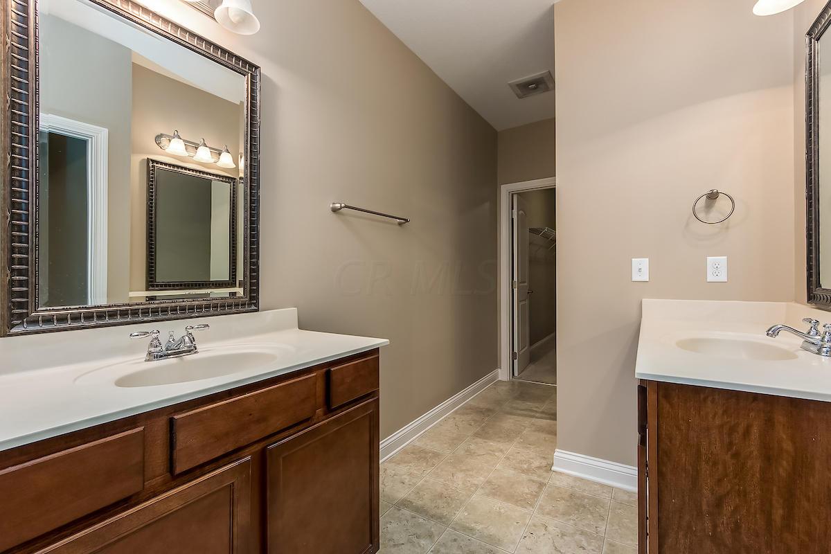 3922 Rennes Drive Columbus, OH 43221 - Photo 18 of 37