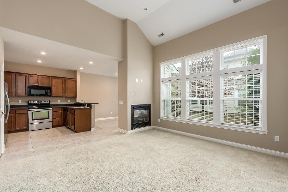 3922 Rennes Drive Columbus, OH 43221 - Photo 6 of 37