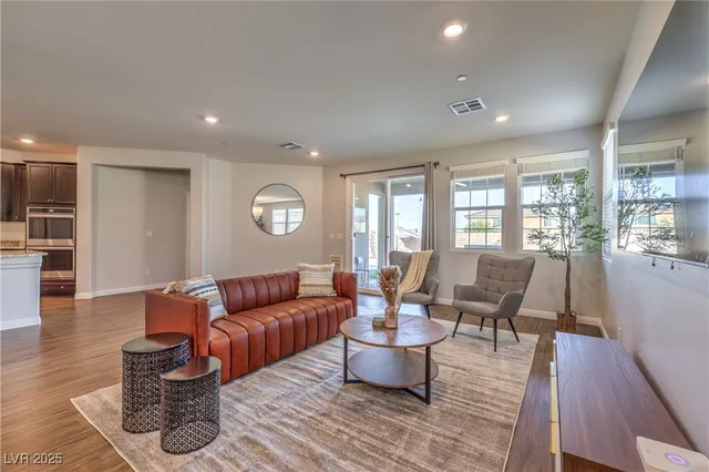 $4,000 | 2994 Gramsci Avenue, Henderson, NV 89044