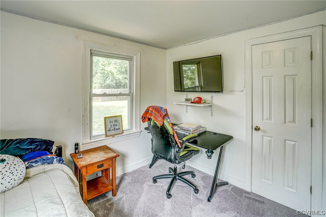 3312 Hawkins Road Henrico, VA 23228 - Photo 10 of 32 a living room with furniture and a window