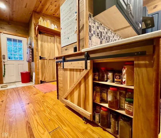 $379,900 | 6608 North County Road 550 East, Seymour, IN 47274