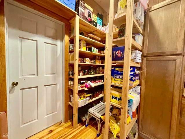 $379,900 | 6608 North County Road 550 East, Seymour, IN 47274