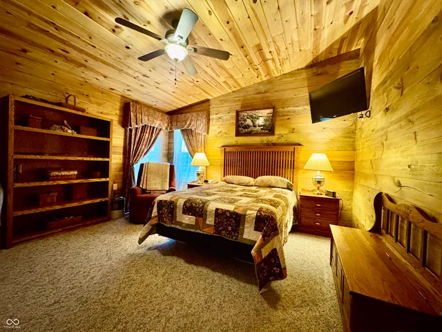 $379,900 | 6608 North County Road 550 East, Seymour, IN 47274