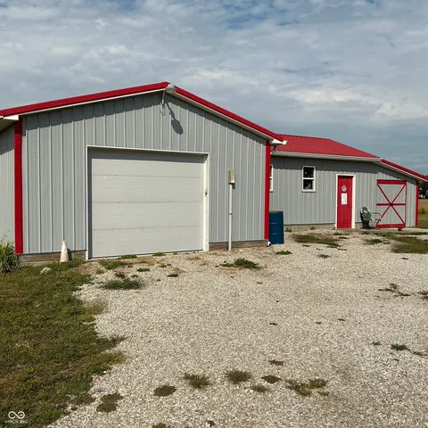 $379,900 | 6608 North County Road 550 East, Seymour, IN 47274
