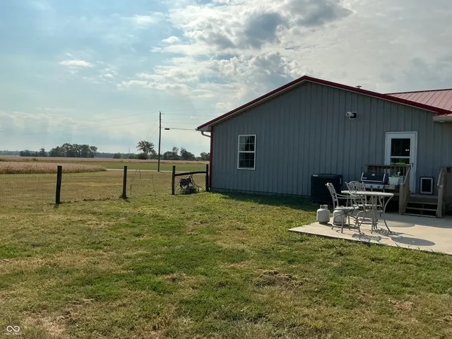 $379,900 | 6608 North County Road 550 East, Seymour, IN 47274
