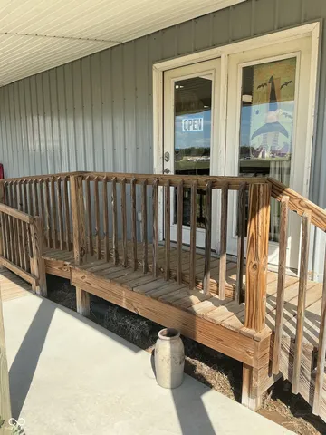 $379,900 | 6608 North County Road 550 East, Seymour, IN 47274