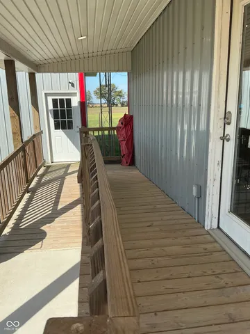 $379,900 | 6608 North County Road 550 East, Seymour, IN 47274