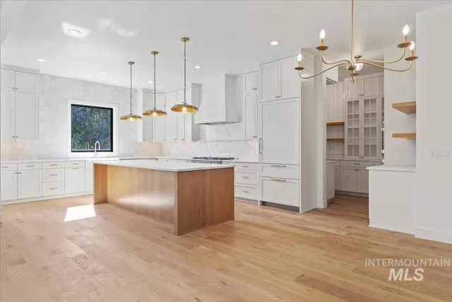 $1,790,000 | 12182 North Upper Ridge Place, Boise, ID 83714