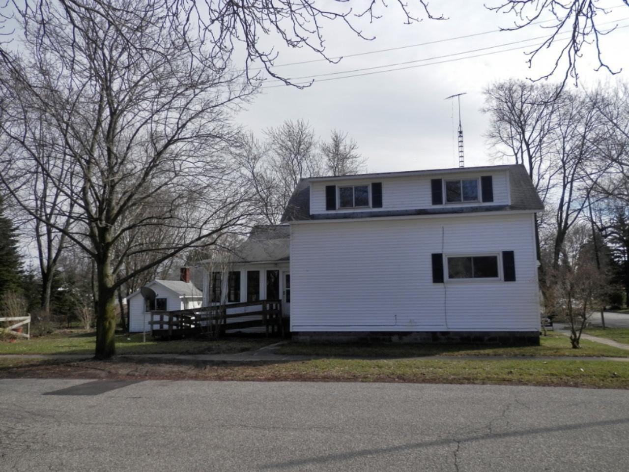 603 Ramsdell Street Manistee, MI 49660 - Photo 19 of 22 Handicap Ramp