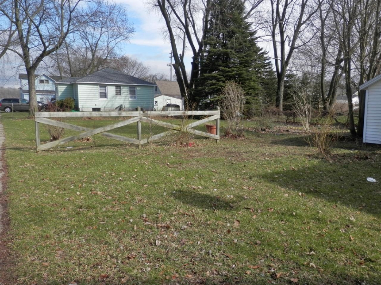 603 Ramsdell Street Manistee, MI 49660 - Photo 20 of 22 Accent Fencing