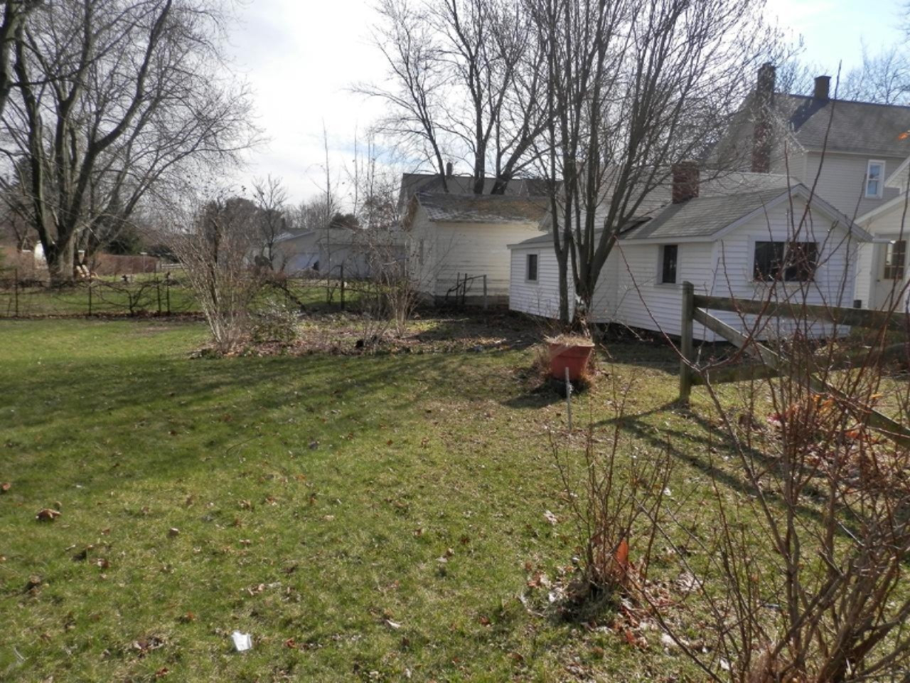 603 Ramsdell Street Manistee, MI 49660 - Photo 21 of 22 Garden Area