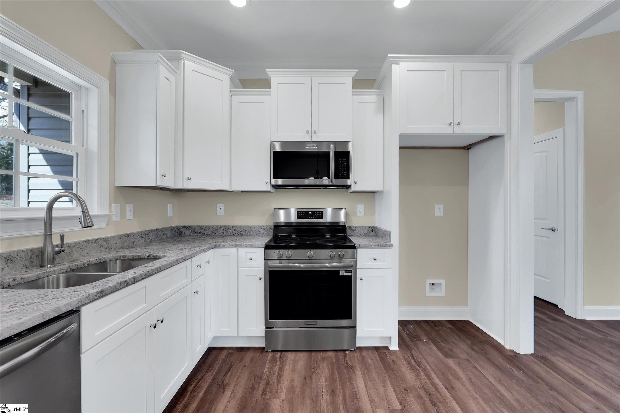 153 Eastview Road Pelzer, SC 29669 - Photo 10 of 27
