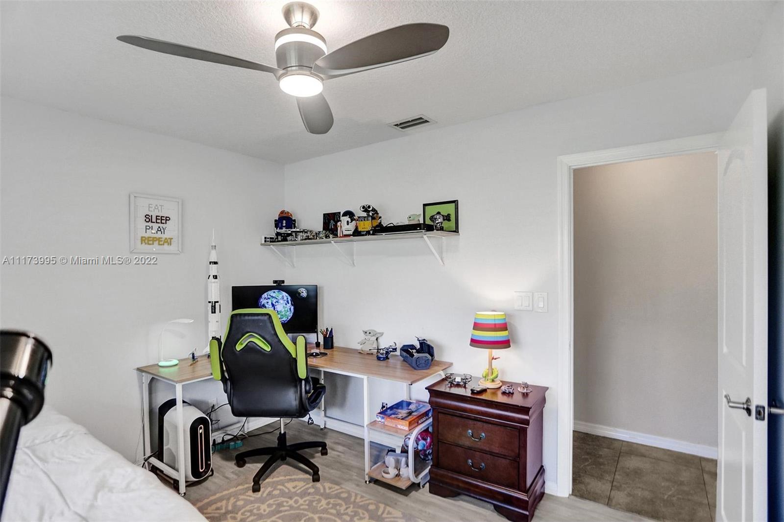 14330 Southwest 16th Street Davie, FL 33325 - Photo 33 of 68