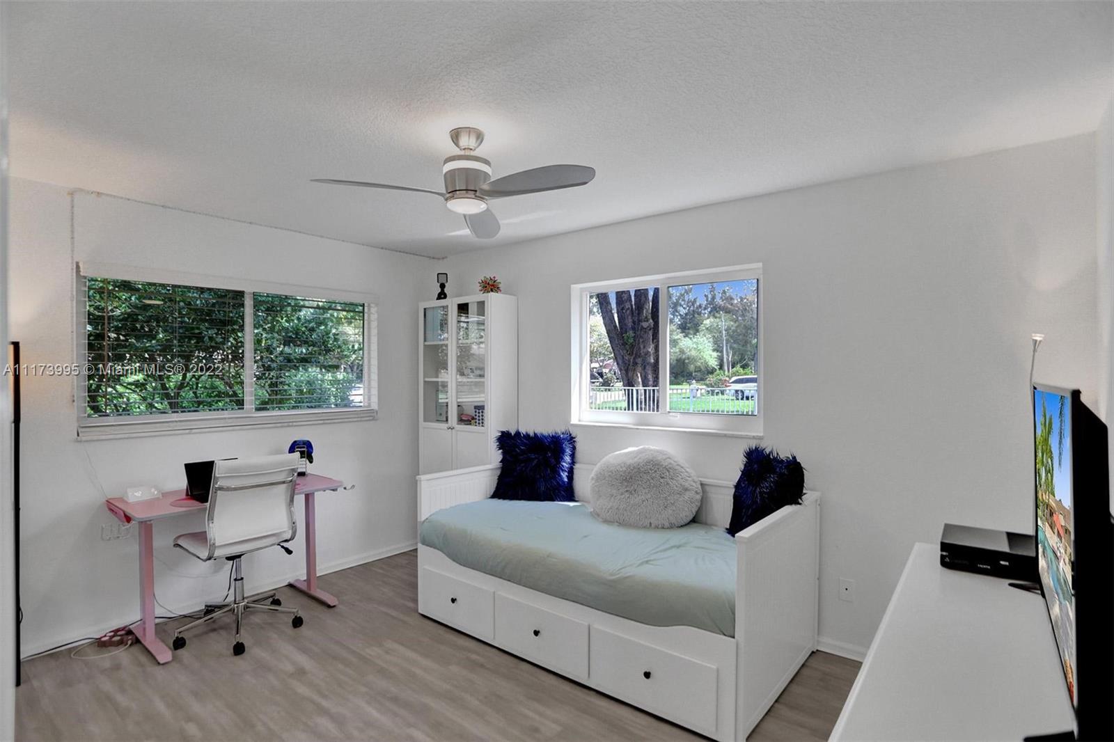 14330 Southwest 16th Street Davie, FL 33325 - Photo 35 of 68