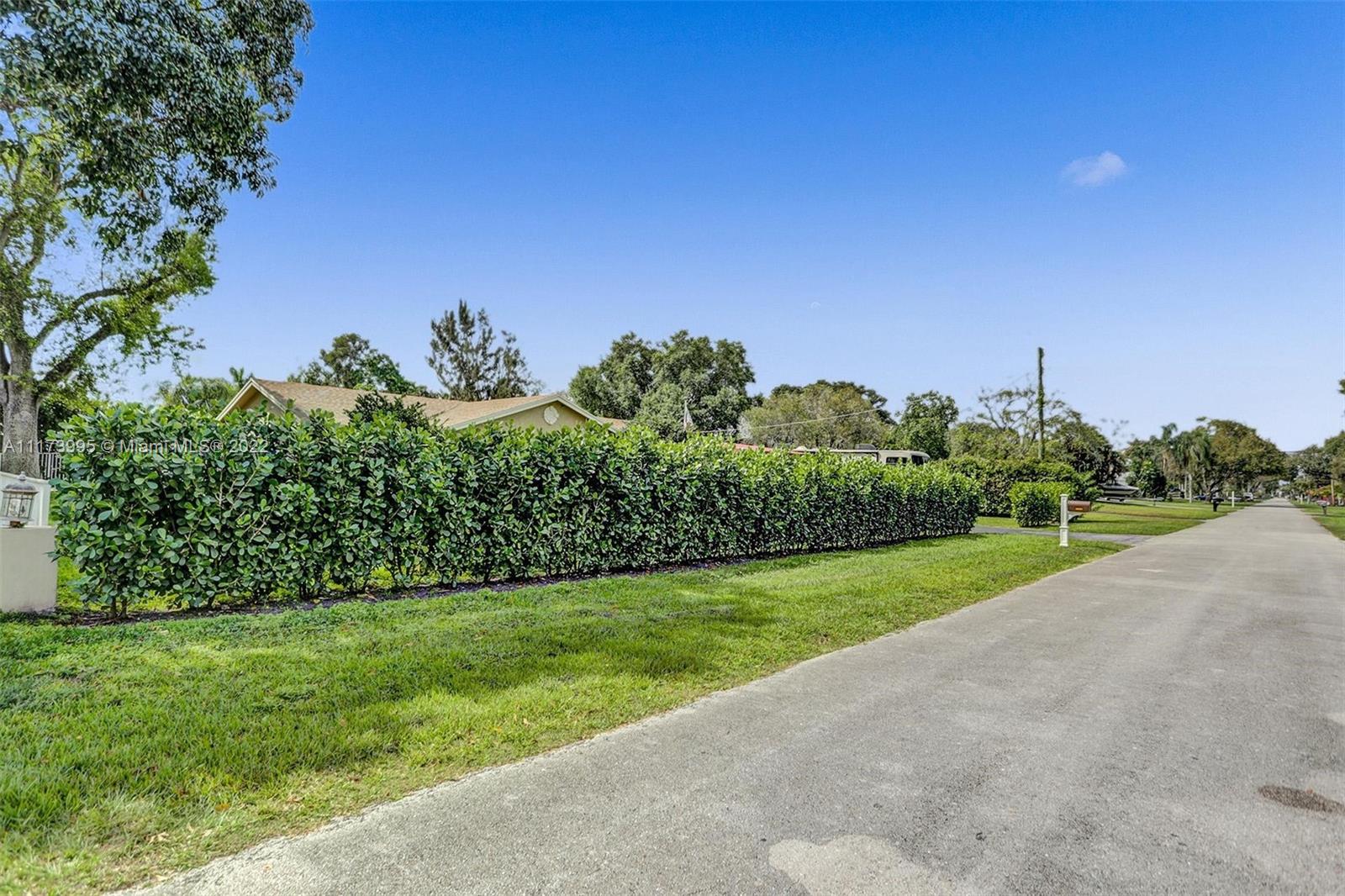 14330 Southwest 16th Street Davie, FL 33325 - Photo 4 of 68