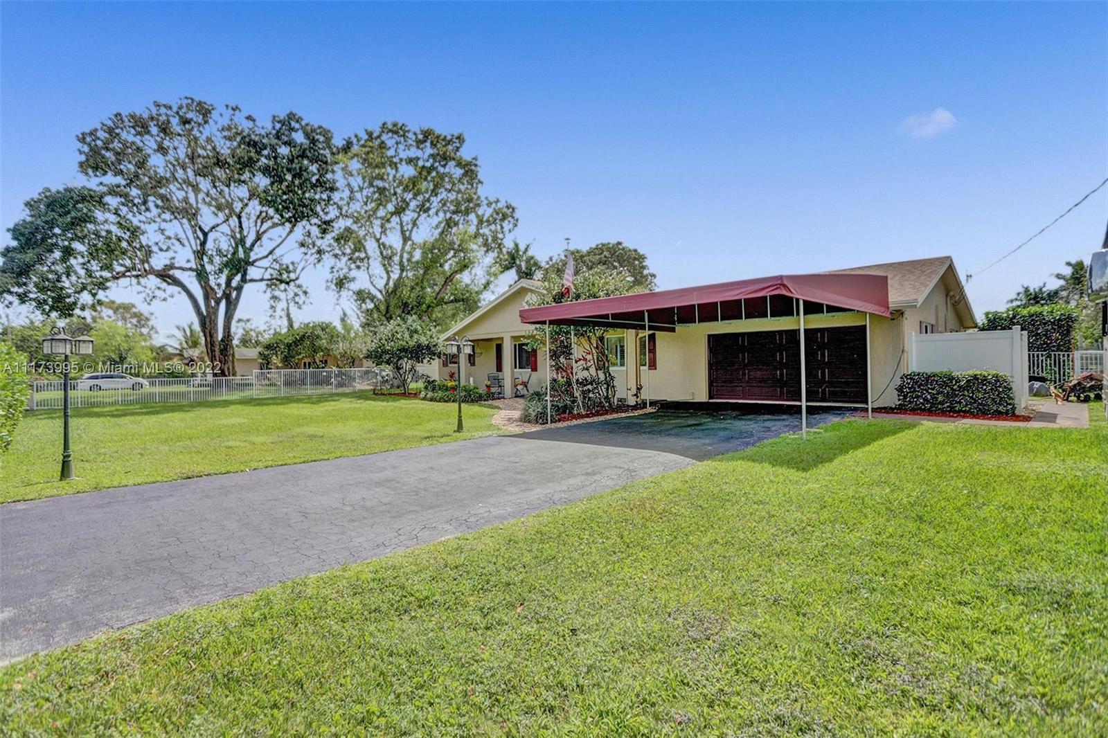 14330 Southwest 16th Street Davie, FL 33325 - Photo 6 of 68