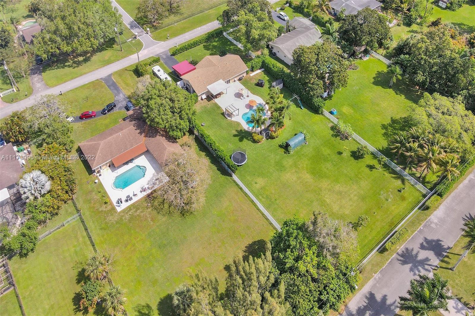 14330 Southwest 16th Street Davie, FL 33325 - Photo 62 of 68