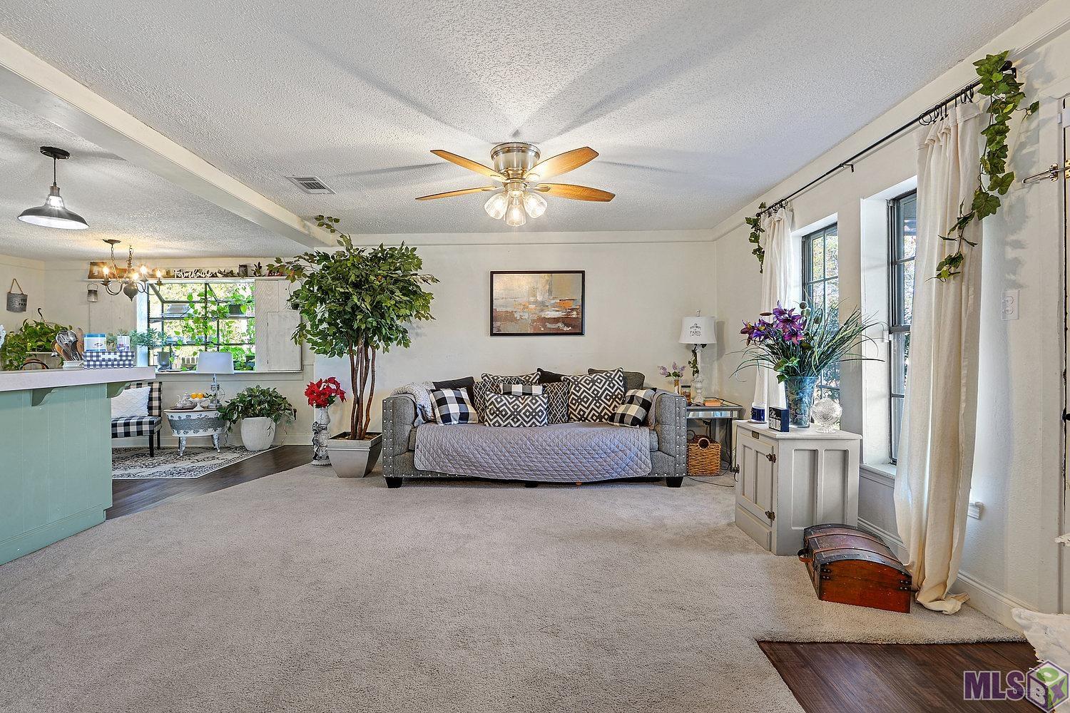 8866 Dave Clark Road Denham Springs, LA 70726 - Photo 3 of 10 Gallery Image 3