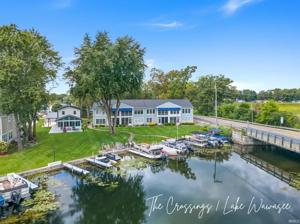 $329,900 | 700 South Lakeside Drive, Unit 6, Syracuse, IN 46567