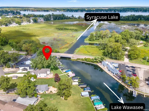$329,900 | 700 South Lakeside Drive, Unit 6, Syracuse, IN 46567