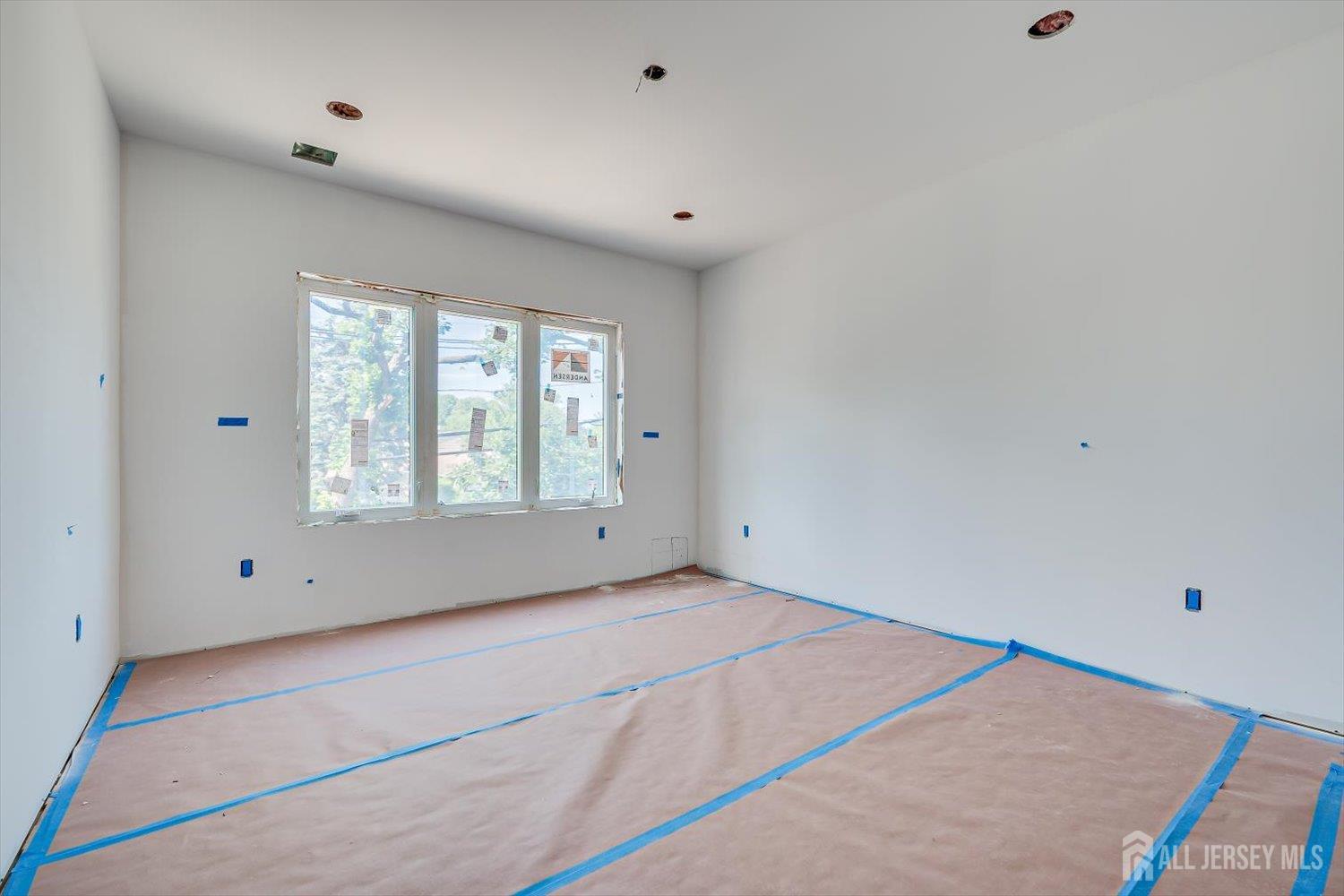 54 Nevsky Street Edison, NJ 08820 - Photo 49 of 53