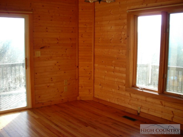 320 Larry Winkler Road Boone, NC 28607 - Photo 8 of 13 Gallery Image 8