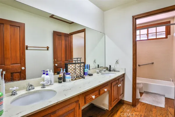 $2,650,000 | 3003 Mesa Verde Drive, Burbank, CA 91504
