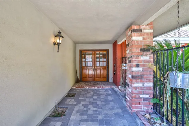 $2,949,000 | 3003 Mesa Verde Drive, Burbank, CA 91504