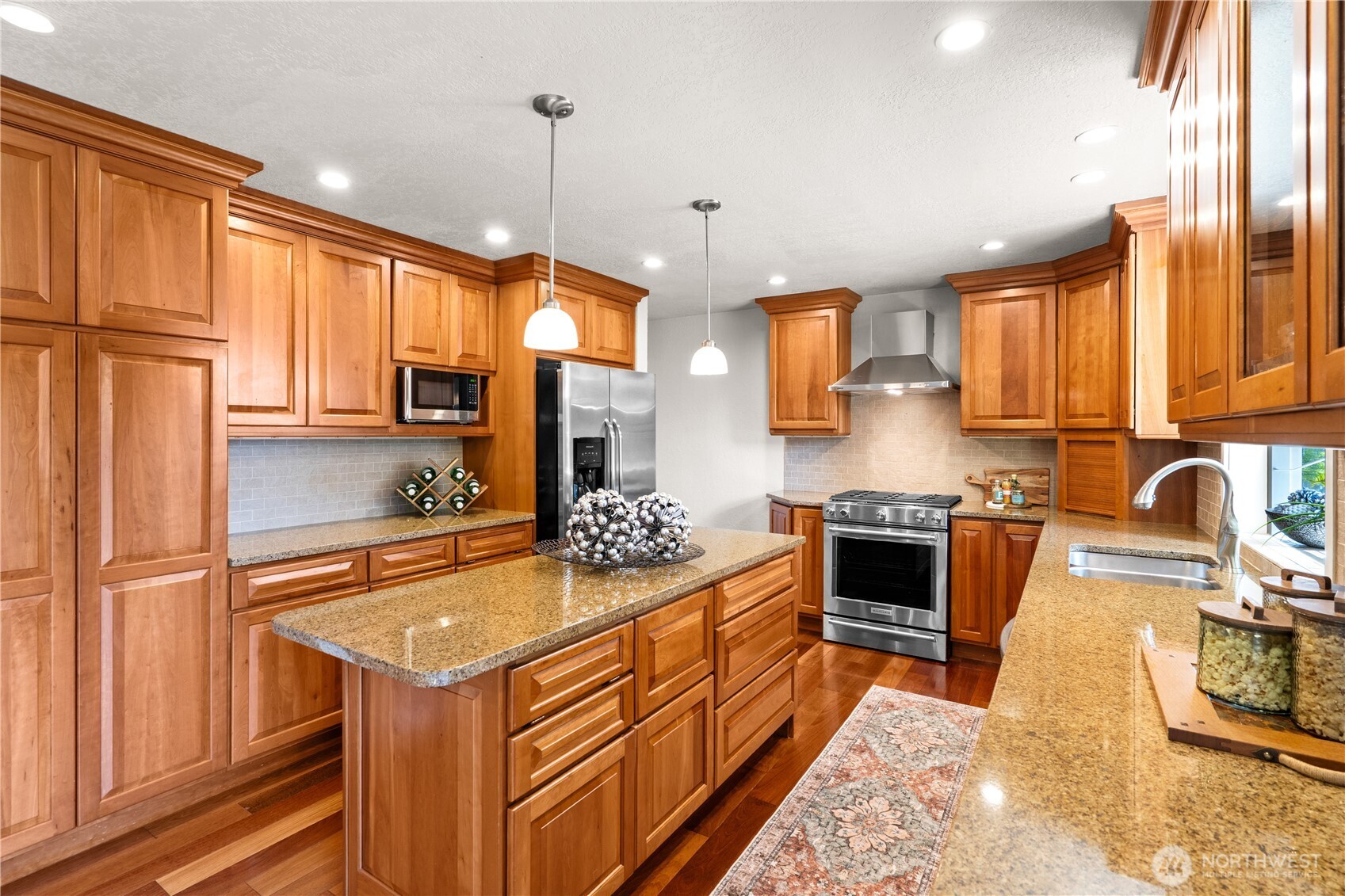 19218 91st Avenue Northeast Bothell, WA 98011 - Photo 10 of 40