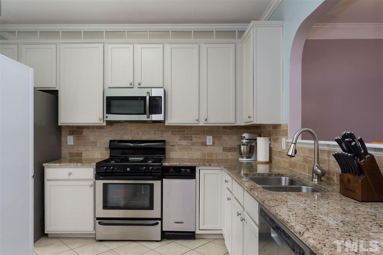 3064 Settle In Lane Raleigh, NC 27614 - Photo 2 of 16 Gallery Image 2