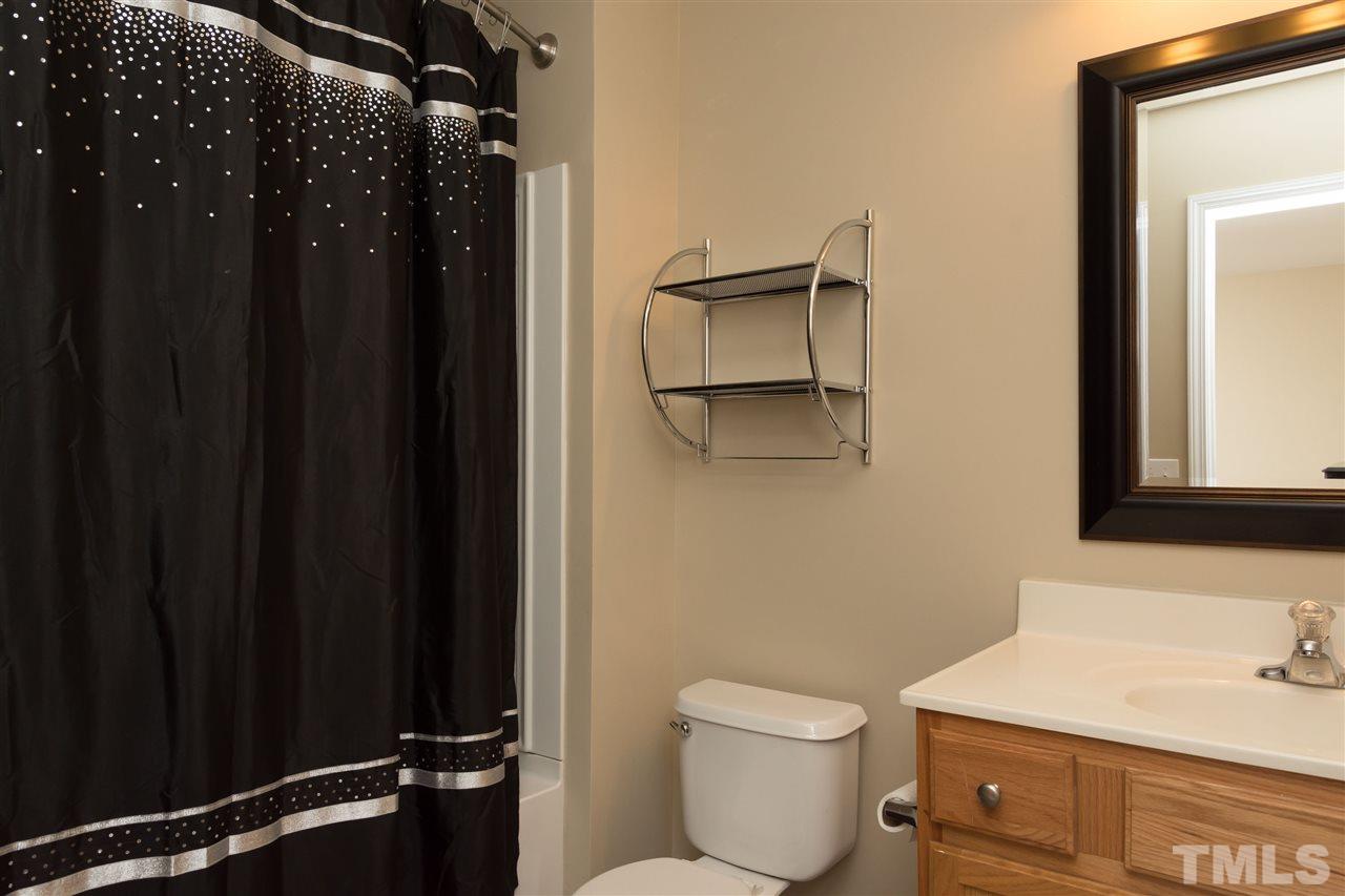 3064 Settle In Lane Raleigh, NC 27614 - Photo 11 of 16 Gallery Image 11