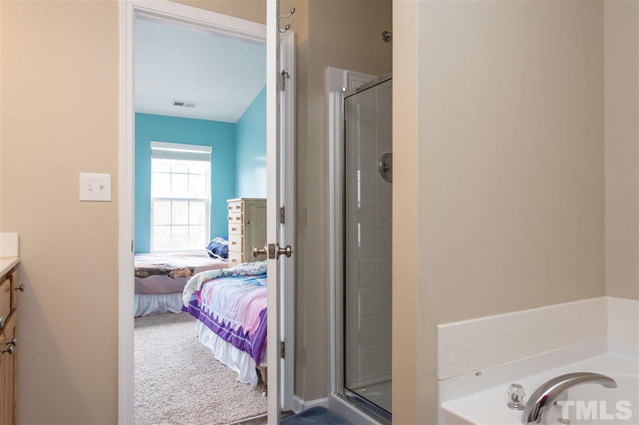 3064 Settle In Lane Raleigh, NC 27614 - Photo 9 of 16 Gallery Image 9