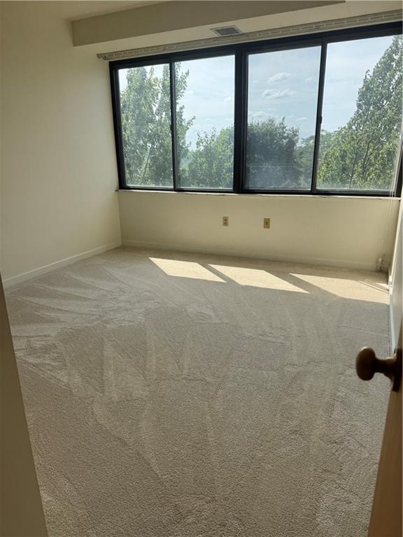 750 Washington Road, Unit 409 Pittsburgh, PA 15228 - Photo 12 of 17