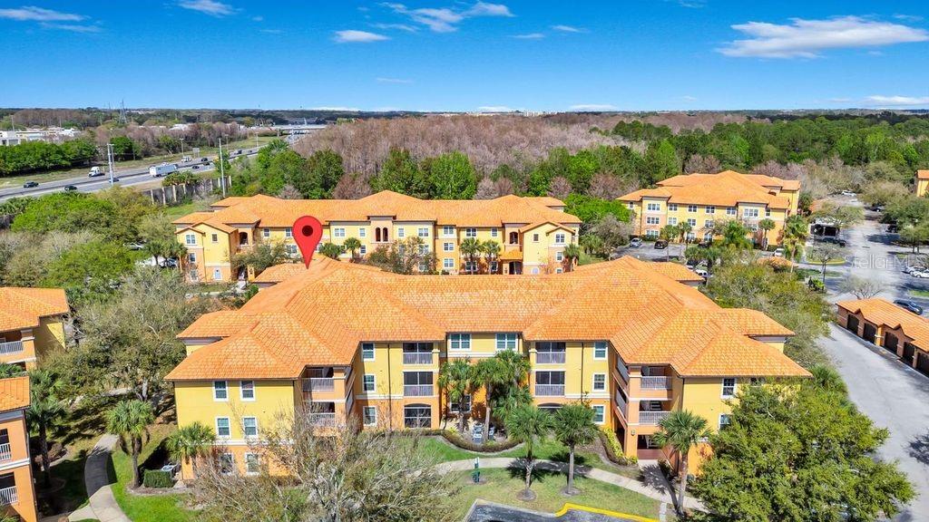 5471 Vineland Road, Unit 7301 Orlando, FL 32811 - Photo 29 of 34 an aerial view of multiple house