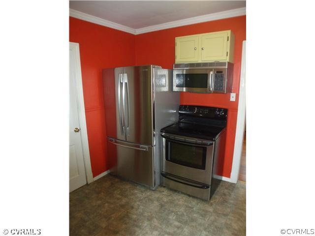 2808 Maplewood Road Richmond, VA 23228 - Photo 5 of 12 Kitchen