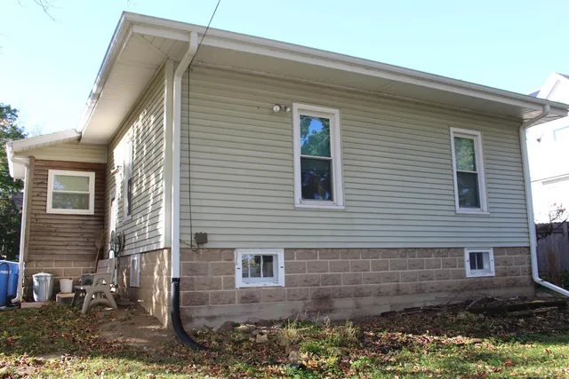 $305,000 | 441 Jefferson Street, Oregon, WI 53575