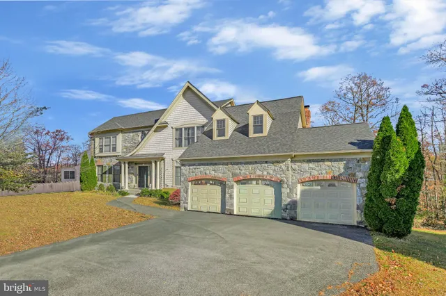 $805,000 | 3029 Dahoon Court, Waldorf, MD 20603