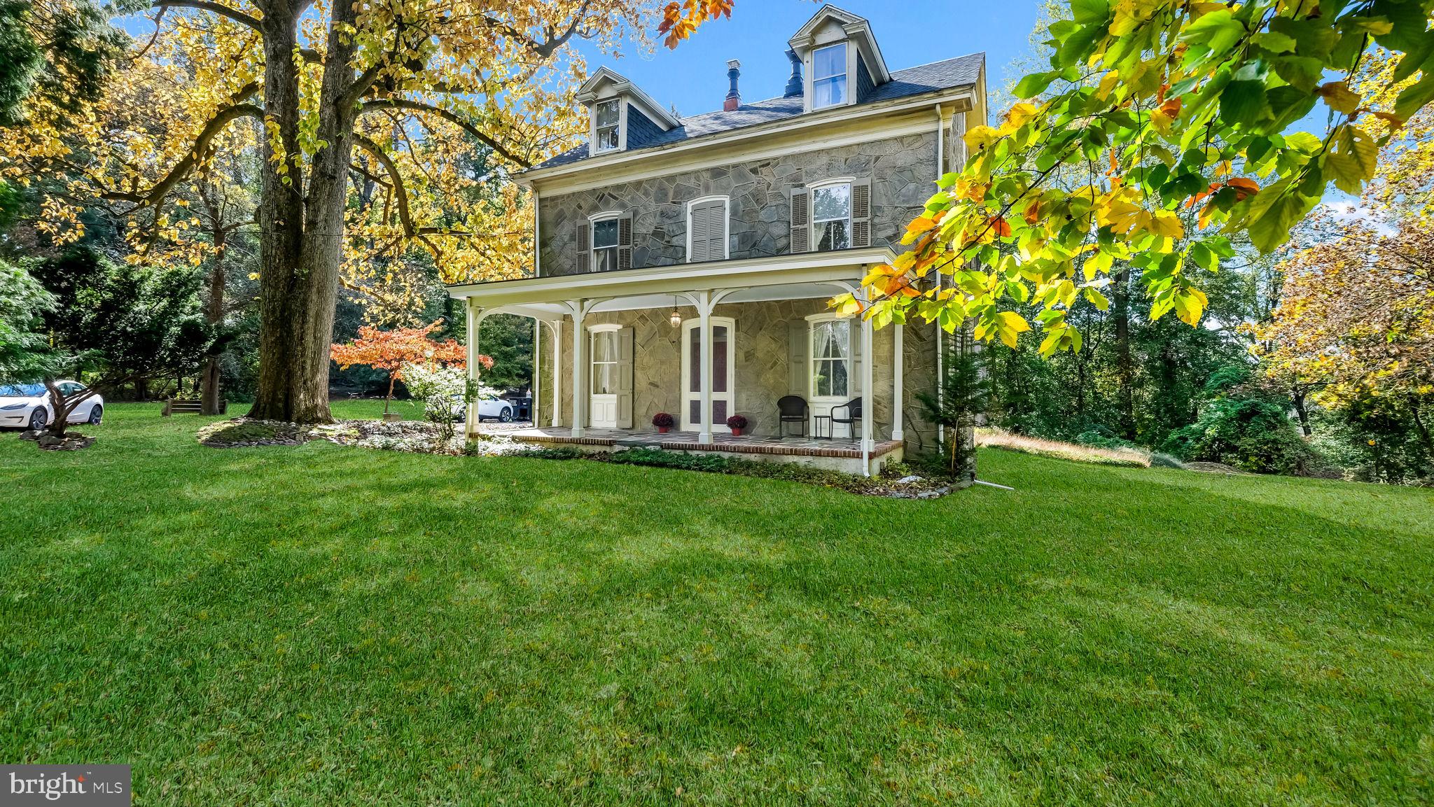 512 Moreland Road Huntingdon Valley, PA 19006 - Photo 3 of 59 FRONT
