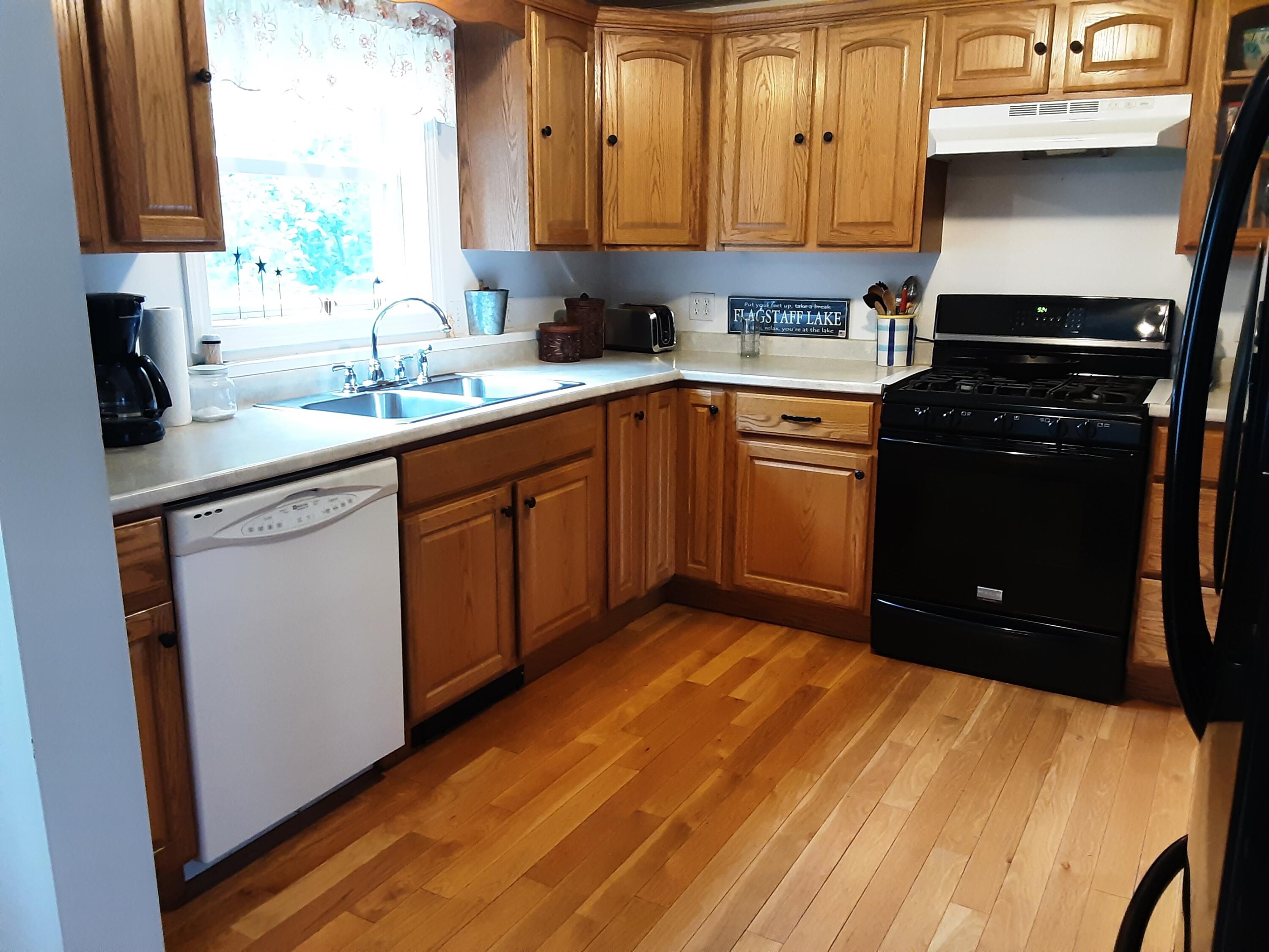 186 Main Street Eustis, ME 04982 - Photo 8 of 21