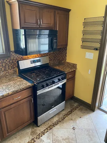 $170,000 | 1225 East 71st Place, Chicago, IL 60619