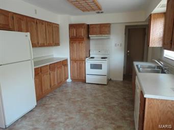 245 Old State Road Ellisville, MO 63021 - Photo 4 of 12 Gallery Image 4